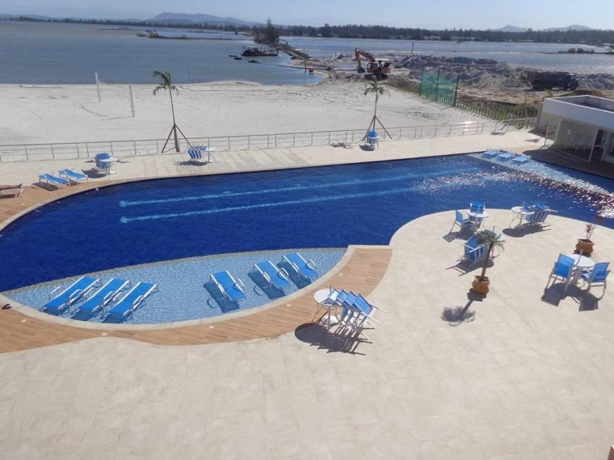 Flat com praia privativa e lazer total em Arraial Arraial do Cabo Exterior foto