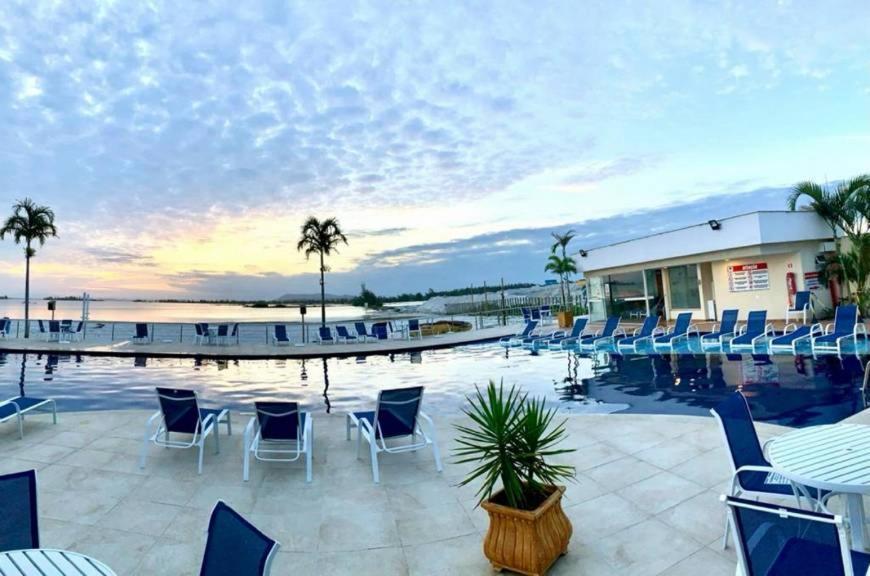 Flat com praia privativa e lazer total em Arraial Arraial do Cabo Exterior foto